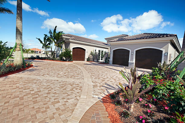 Best Affordable Driveway Paving  in Roseburg Nth, OR