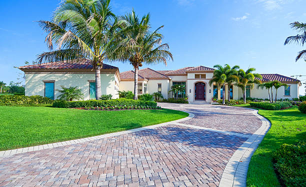 Best Driveway Paving Contractor  in Roseburg Nth, OR
